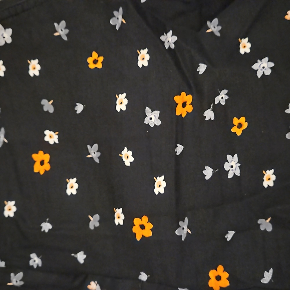 Loft Riviera Shorts - Picture 2 of 4